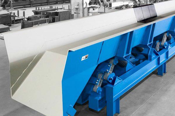 是時候為您的生產(chǎn)選購一臺更適合的振動輸送機了！！